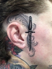 脸部匕首欧美纹身图案