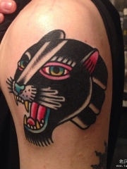 大臂欧美old school豹子头纹身图案