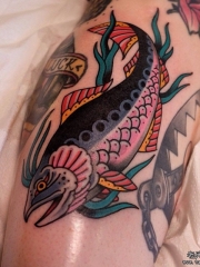 小腿old school鱼纹身图案