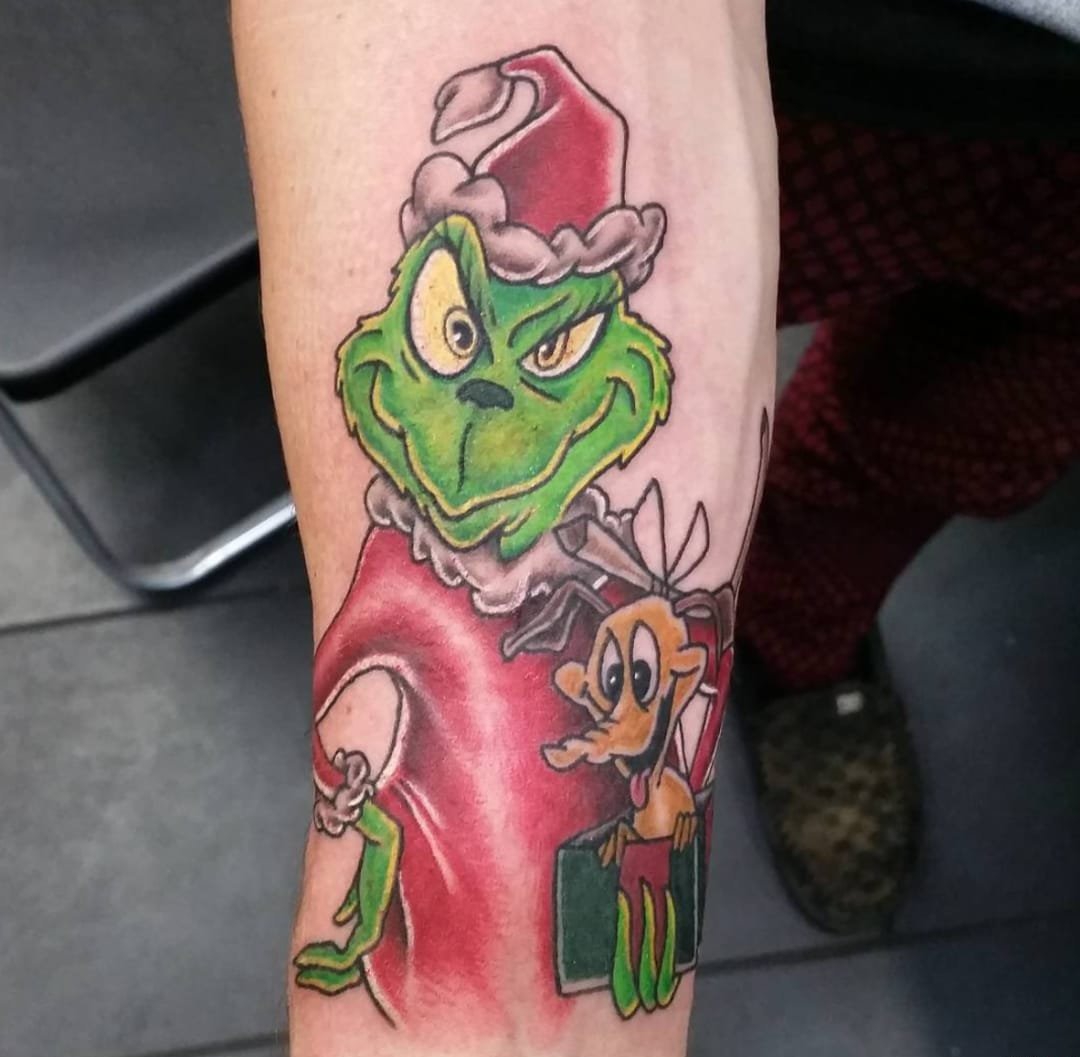 搞笑卡通纹身彩色线条鬼精灵电影里的纹身图案