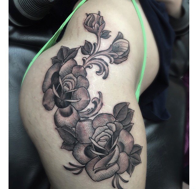 黑色曼陀罗纹身点刺技巧几何花纹身图案