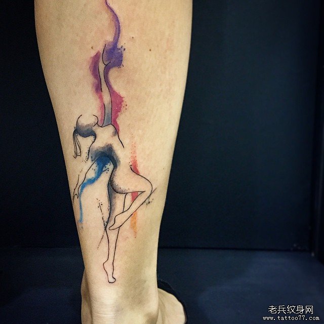 脚踝泼墨舞女纹身图案