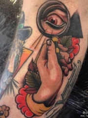 小腿欧美school手放大镜纹身图案