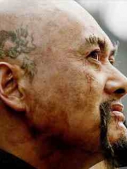 周润发加勒比海盗头部龙纹身图案