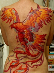 惊艳的满背凤凰彩色纹身图案