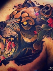 胸部欧美school熊头植物纹身图案