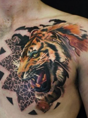 胸部霸气老虎头像纹身图案