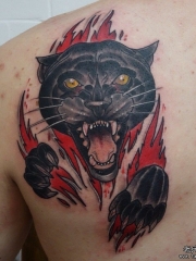 背部欧美黑豹撕皮纹身图案