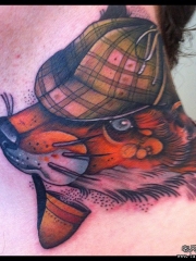 欧美school狐狸颈部纹身图案