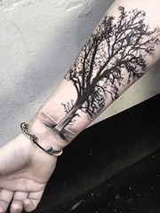 各种帅气的树图案纹身图片欣赏