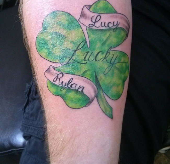 多款清新的植物四叶草纹身图案欣赏