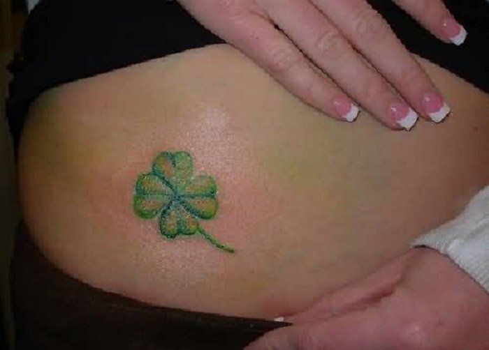 多款清新的植物四叶草纹身图案欣赏