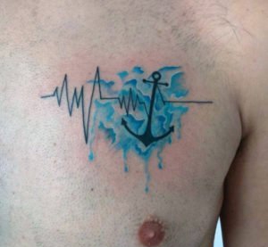 简单的线条心形连接电波心电图纹身图案