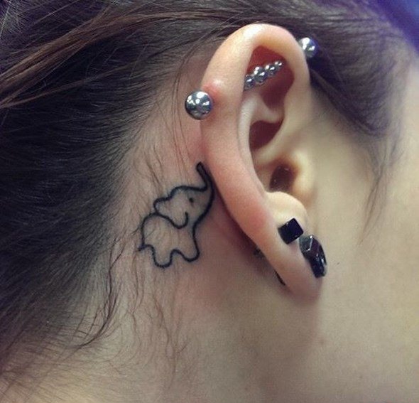 女生们会喜欢这样的很萌很可爱的一组小象纹身图案