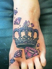 纹身男女都会喜欢的漂亮的钻石纹身图案