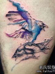 大腿泼墨小清新鸟纹身图案