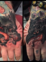 手背school狼头乌鸦纹身图案