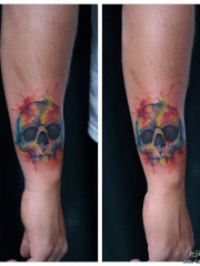 小臂泼墨骷髅彩色纹身图案