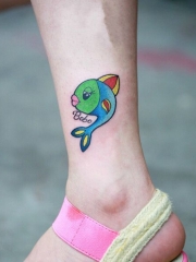 清新可爱卡通彩色鱼脚踝纹身图案