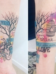 手臂彩绘纹身小树和机械心脏纹身花体英文字纹身图案