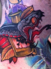 欧美颈部school蛇纹身图案