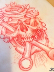 欧美骷髅花卉扳手纹身图案手稿