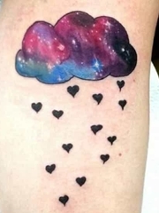 适合女生的云朵系列纹身图案