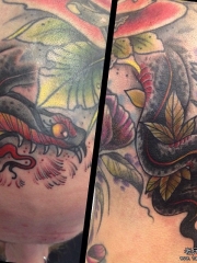 头部school玫瑰蛇纹身图案