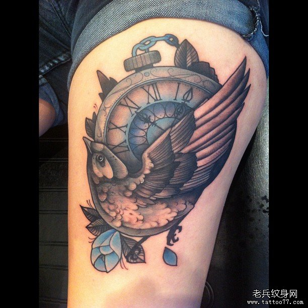 大腿school鸟时钟纹身图案