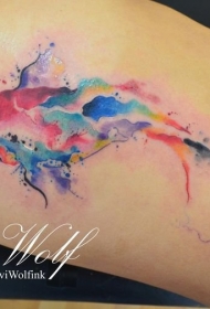 侧腰泼墨彩色鱼纹身图案