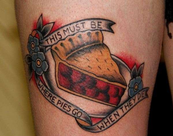 一组简单写实的美味食物纹身图案