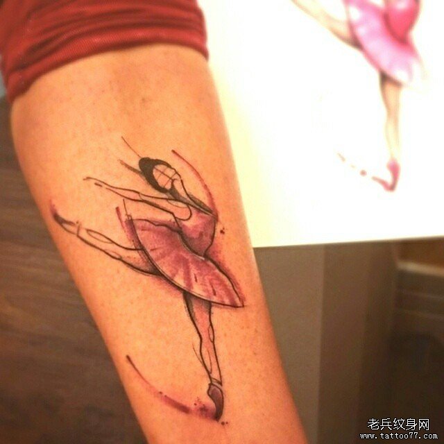 小臂泼墨舞女纹身图案