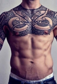 一组帅气十足的点刺技巧黑白纹身图案大全