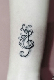 手臂小清新音符藤蔓纹身图案