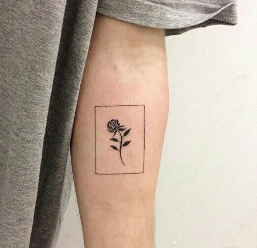 一组小巧可爱的多元化女生小清新纹身图案