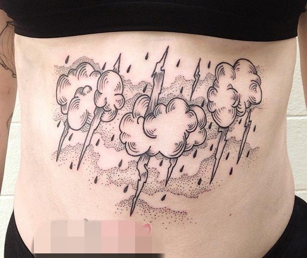 12款简洁个性的黑白纹身点刺技巧云朵纹身图案大全