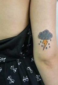 12款简洁个性的黑白纹身点刺技巧云朵纹身图案大全