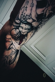 一见大吉，大腿白无常个性纹身