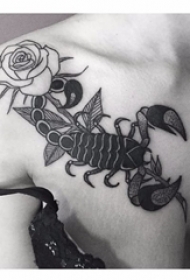 一组黑白系列有性格的简单个性线条纹身图案大全