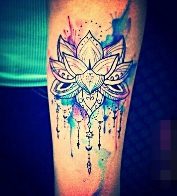 彩色渐变植物和简单线条小动物纹身图案