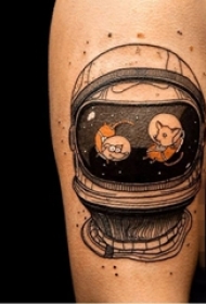 黑白点刺技巧个性的简单线条纹身图案