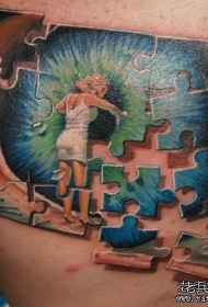 背部3D彩色拼图眼球人像纹身图案