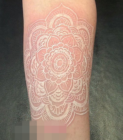 女生喜爱的白色几何元素简单个性线条隐形纹身图案