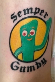 女生小腿上彩绘几何英文单词卡通人物纹身图片