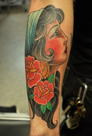 手臂school吉普赛女孩纹身图案