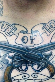 胸部逼真的手枪和蛇线条纹身图案