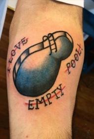 手臂简单的彩色卡通小水池与字母纹身图案