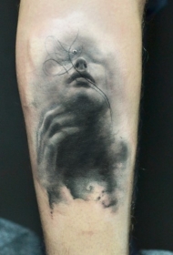 黑灰风格迷雾般神秘女人纹身图案