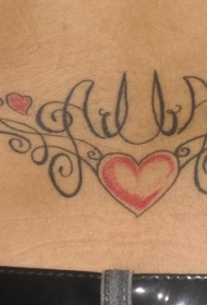 腰部红色的心形与藤蔓纹身图案