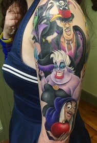 肩部壮丽的五彩卡通小人纹身图案